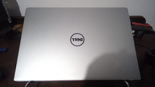 Notebook Dell Inspiron 15 7572 - Core I7-8550