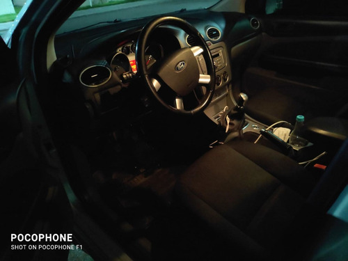 Imagem 6 de 7 de Ford Focus Sedan 2.0 16v Gnv