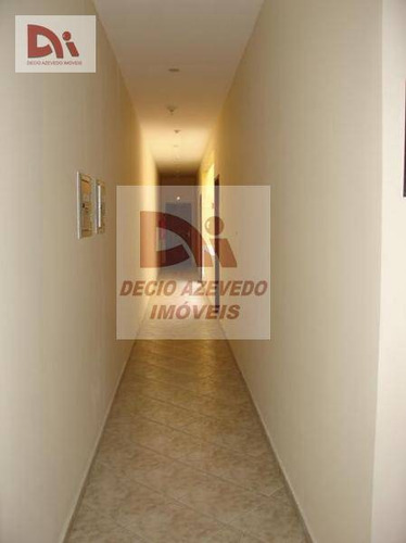 Kitnet Com 1 Dormitório Para Alugar, 30 M² Por R$ 650,00/mês - Centro - Taubaté/sp - Kn0002