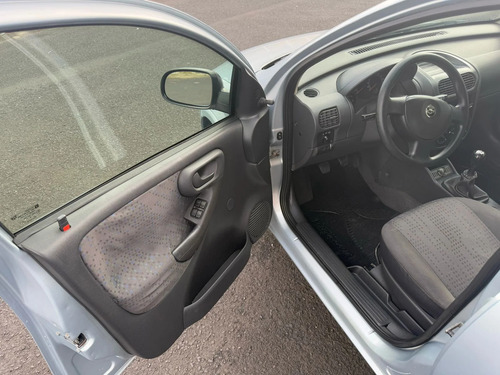 Chevrolet Corsa 1.4 MPFI MAXX SEDAN 8V FLEX 4P MANUAL