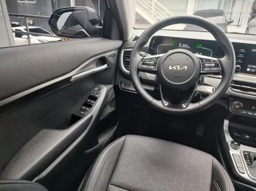 Kia Seltos 2.0 Zenith 4X2