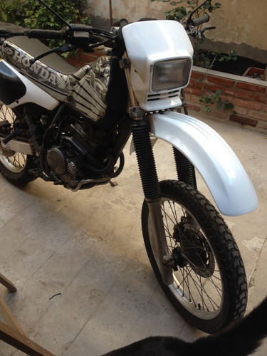 Imagen 2 de 8 de Honda Xr 250 L R - 1992 - Escucho Ofertas