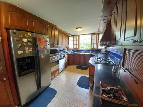 Imagen 3 de 13 de Venta Casa Prados Del Este 21-10321-y Ymanol Elizalde