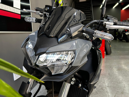 Kawasaki Z650 Abs 2024 - Único Dono - Revisões Em Concess.