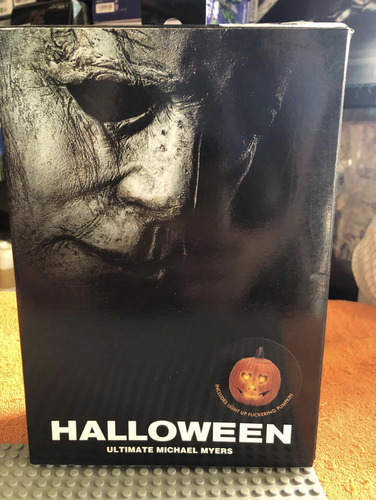 Halloween Ultimate Ultimate Calabaza Con Luz Neca (Usado)