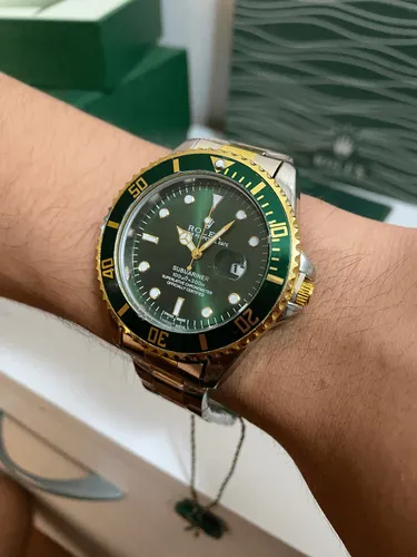 Rolex verde hotsell e oro
