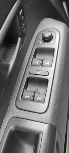 Imagen 14 de 15 de Volkswagen Amrok 2.0 Tdi 4x2 Trendline 0km