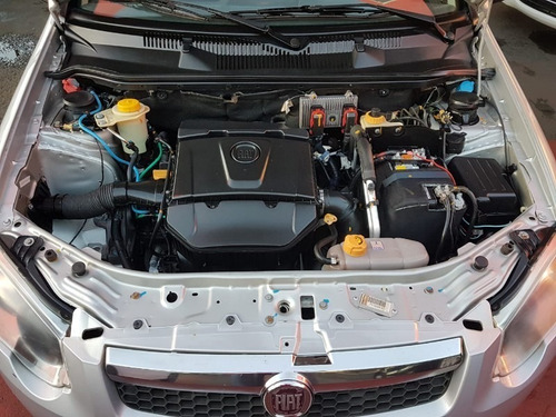 Fiat Palio Weekend Trekking 1.6 Prata 2013