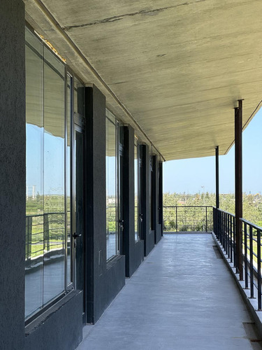 Venta Oficina Fisherton Tierra Nueva