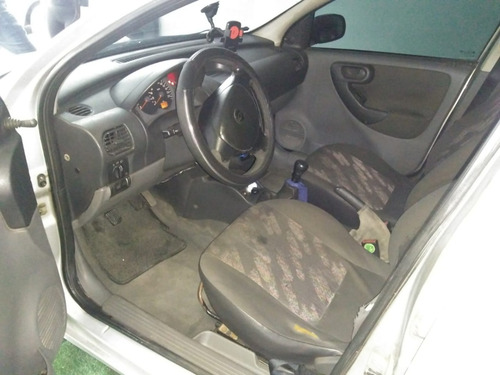 Imagem 10 de 11 de Chevrolet Corsa Sedan, Ano 2004 Zerooo