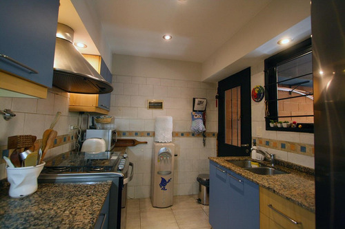 Ph Sin Expensas 4amb Con Terraza Y Cochera En Venta Ubicado En Parque Chacabuco, Capital Federal, Buenos Aires