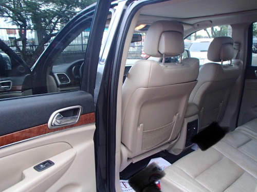 Imagen 6 de 15 de Jeep Grand Cherokee Lim 2013
