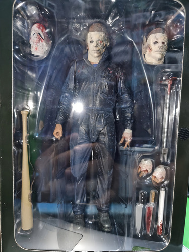Figura Halloween Kills Michael Myers