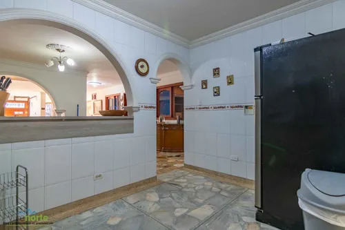 Casa En Venta En Calasanz. Cod V12472