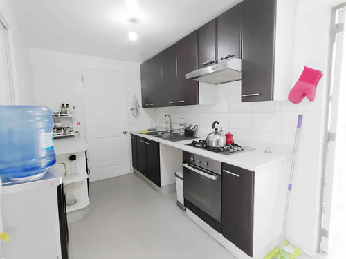 Casa En Microbarrio Muy Seguro 3d+3b (91207)