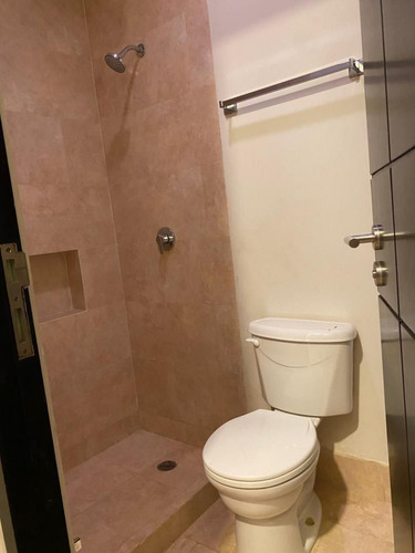 Amplia Casa En Condominio En Venta En Chablekal