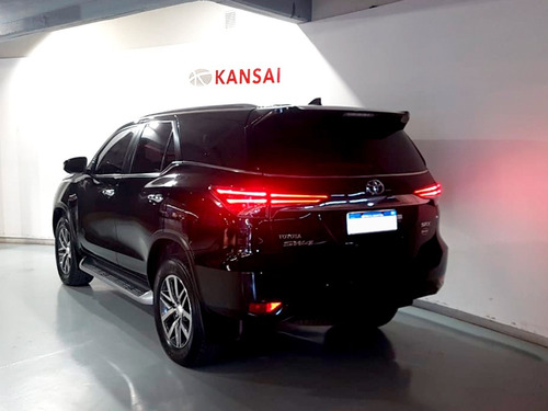 Toyota Sw4 4x4 Srx 2.8 Tdi 6 A/t 7 Asientos Blindada