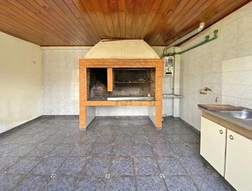 Casa + Departamento - General Las Heras - Oportunidad!