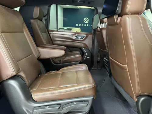 Chevrolet Suburban 6.2 V8 High Country At