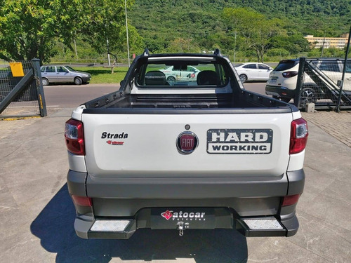 Fiat Strada 1.4 Mpi Hard Working Cs 8v Flex 2p Manual