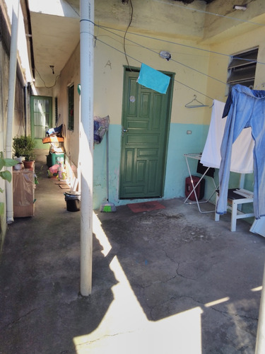 Terreno De265 Metros Com Três Casas