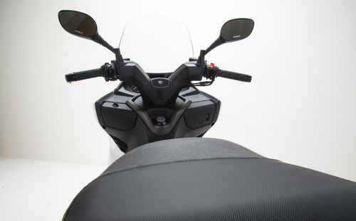 Imagen 5 de 15 de Kymco X Town 250 Maxi Scooter 0km 2022 Cuotas Urquiza Motos