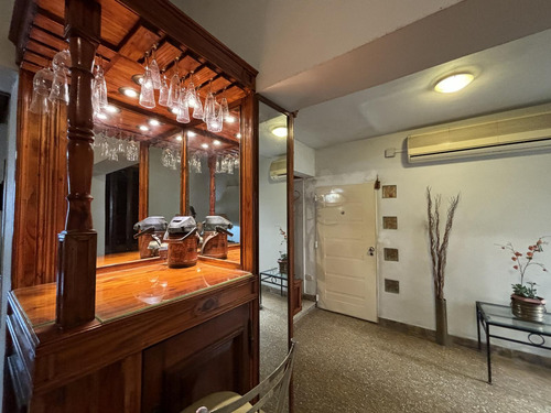 Venta Casa 4 Ambientes Más Departamento 2 Ambientes En Terraza, Lote Propio!!