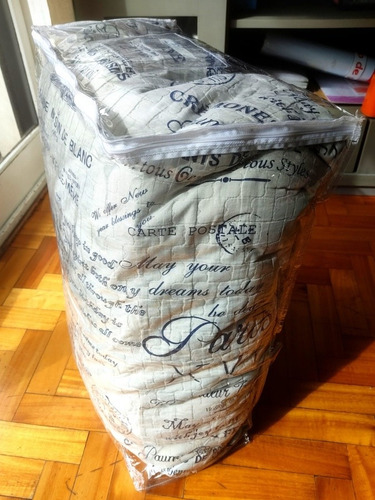 Imagen 2 de 7 de Bolsa De Acolchados Pvc Con Cierre Y Manija