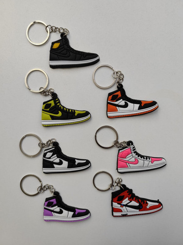 Llavero Zapatillas Sneakers 2d Pvc Importado X50 Unid Colores