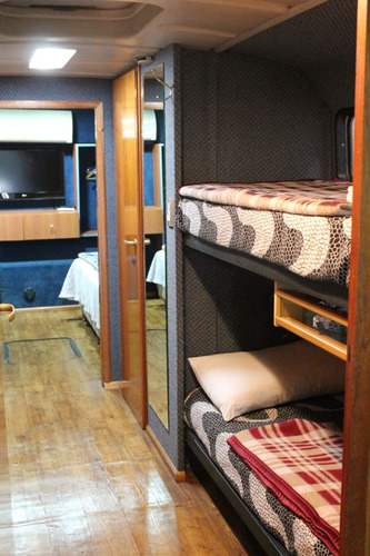 Alquiler De Motorhome Con Chofer / Casas Rodantes / Oficinas