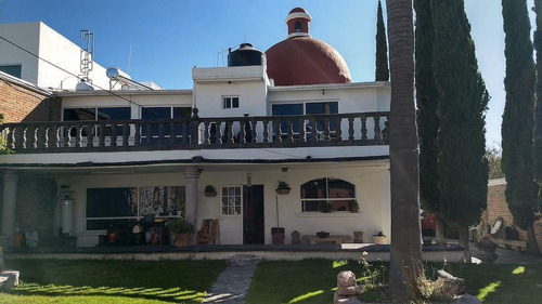 Casa En Venta Con Alberca En Huertas La Joya Queretaro