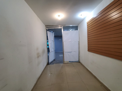 Mini Local Comercial Cc Las Américas, Las Delicias Maracay 24-22451 Hc