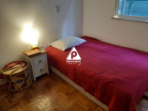 Apartamento À Venda, 2 Quartos, 1 Suíte, Copacabana - Rio De Janeiro/rj - 26543