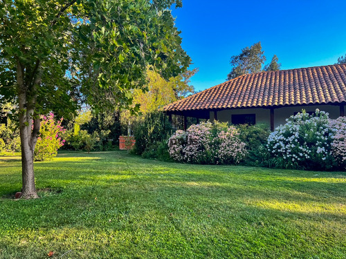 Casa Estilo Chileno En Santa Amalia 3d&2b Piscina Y Quincho