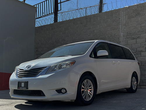 Toyota Sienna 3.5 Xle V6 At