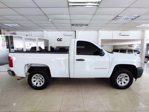 Imagen 4 de 14 de Chevrolet Silverado Ls 2013