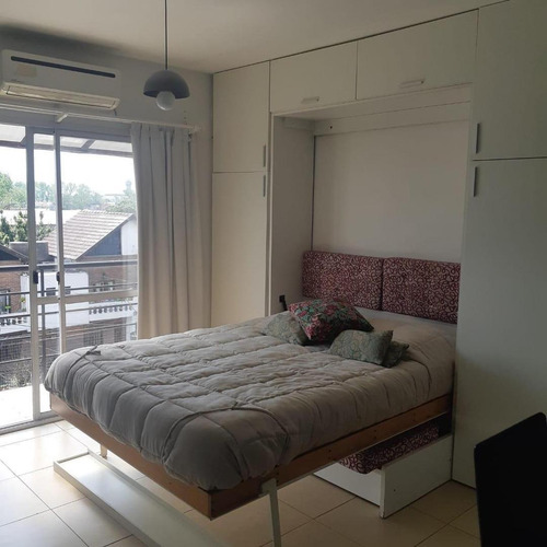 Imagen 4 de 14 de Departamento Monoambiente - Amoblado - Moron Sur