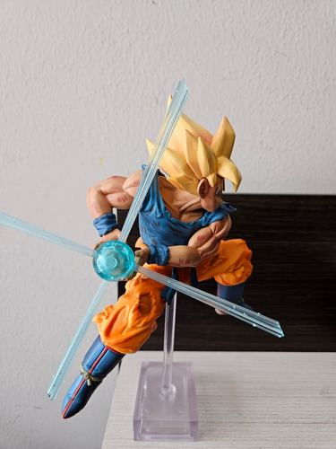 Figura Goku Bola Poder Kame Hame Ha - Dragon Ball Z