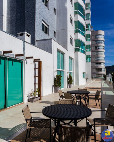 Imagem 6 de 17 de Apartamento 4 Suítes, 3 Vagas De Garagem No Centro Em Balneário Camboriú/sc - Imobiliária África - Ap00519 - 69809262