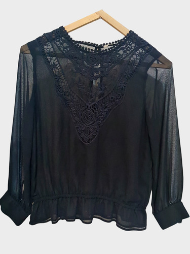 Blusa Negra Marca Zara Con Encaje Manga Larga Talle S