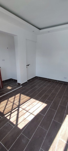 Gazcue, Centu Alquiler Apartamento Sin Amueblar De 1 Habitacion, Gascue, Clinica Abreu, Facil Acceso A Zona Colonial, Ciudad Nueva, Palacio De Justicia, Malecon, Don Bosco, Miraflores, Uasd, Unibe, Rd