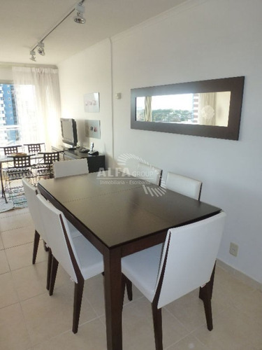 Imagen 2 de 30 de Apartamento En Alquiler Temporal, Brava, 2 Dormitorios