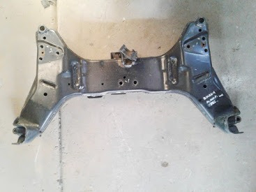 Puente Marco De Suspension Del Nissan Almera 1.8l 2000-2006