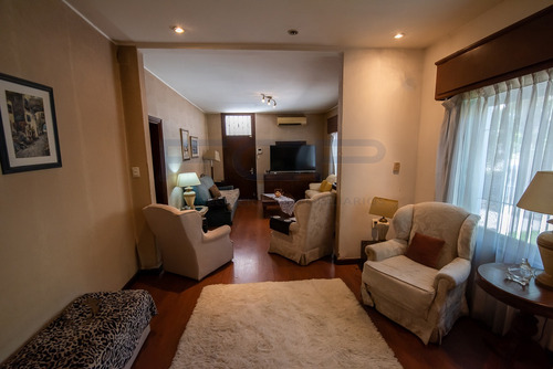 Venta Casa, 4 Dormitorios, 3 Baños, Parque Batlle