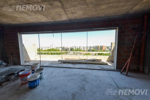 Departamento 3 Ambientes En Parque Chacabuco A La Venta