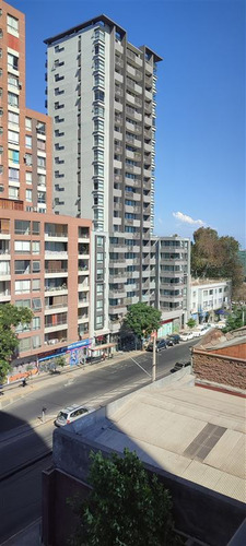 Departamento En Venta De 3 Dorm. 2 Baños Quinta Normal