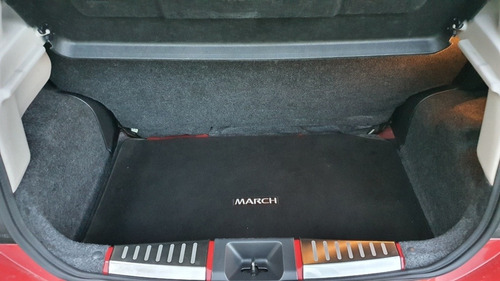 Imagen 10 de 13 de Nissan March 1.6 Aut. Exclusive 2019