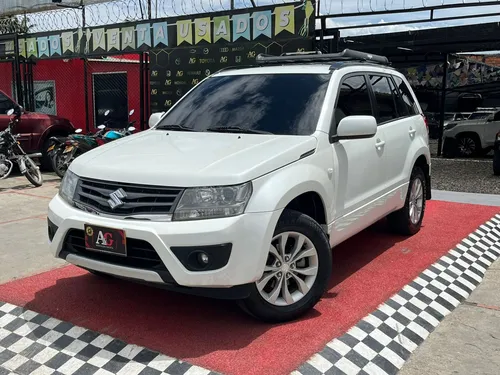 Suzuki Grand Vitara SZ 2.4 MT 4X2
