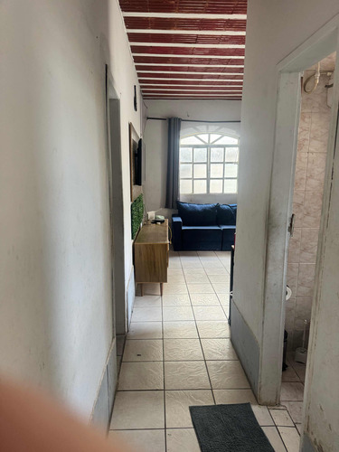 Lote Com Quatro Casas