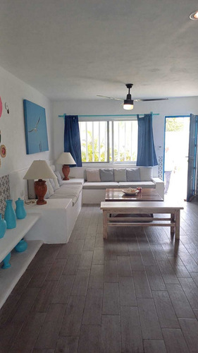 Venta De Casa En La Playa Con Piscina En Chelem Puerto Progreso